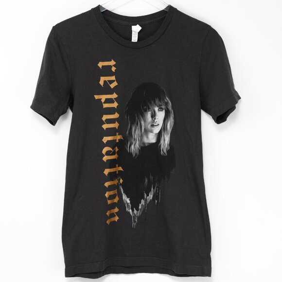 Authentic Taylor Swift Reputation Stadium Tour 2018 Short Sleeve Tee Black Small - Picture 1 of 5